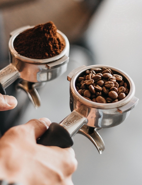 mouture-de-cafe Comment se préparer un bon café à partir de café en grains ?  